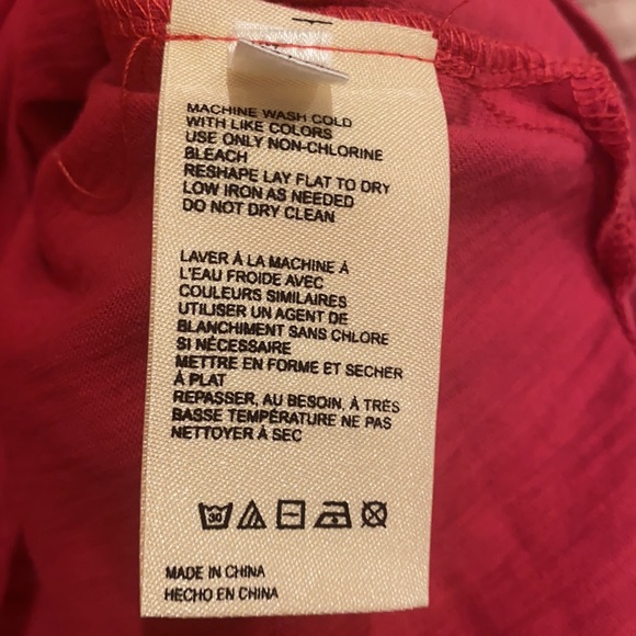 Anthropologie V Neck Tee - Picture 7 of 8